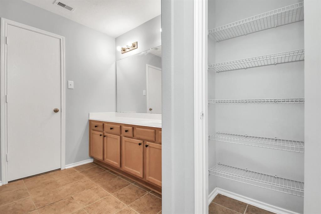 8907 Wildbird Lane, Humble, Texas image 31