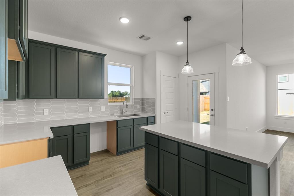 4607 Coral Bean Street, Pinehurst, Texas image 2
