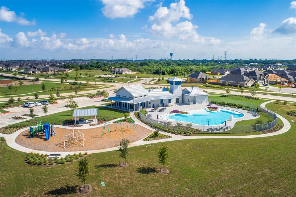 4705 Gully Marin Lane, League City, Texas image 11