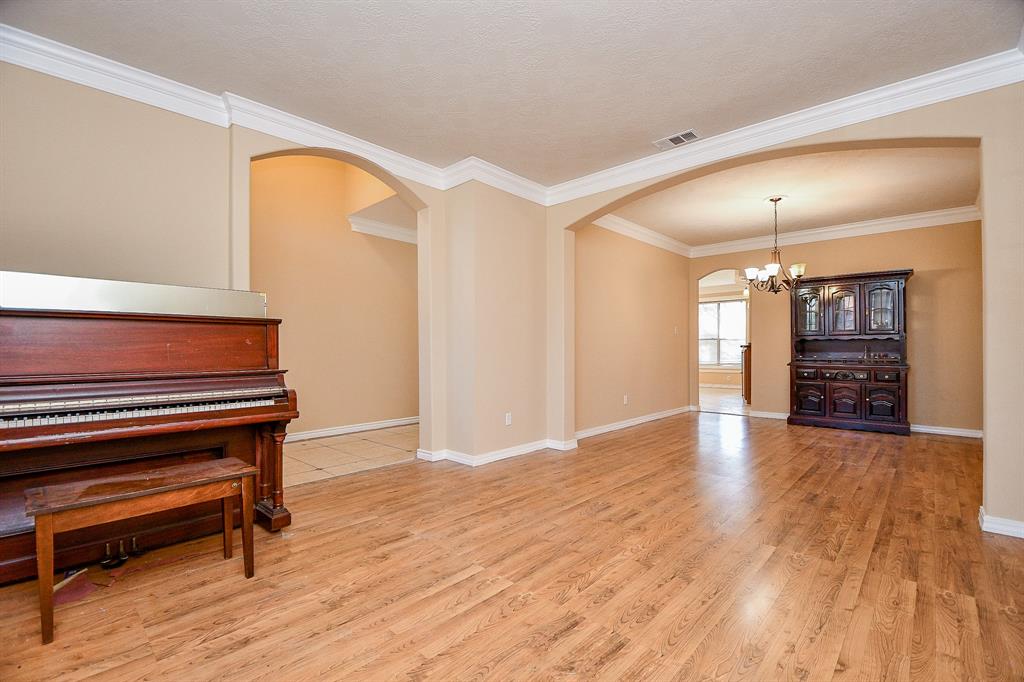 21219 Flat Creek Lane, Katy, Texas image 5