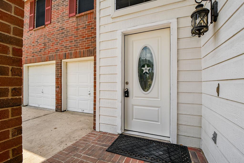 21219 Flat Creek Lane, Katy, Texas image 2