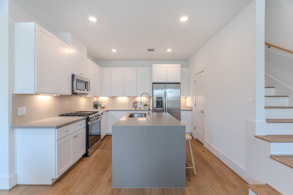 7608 Victory Reserve Streets, Houston, Texas image 15