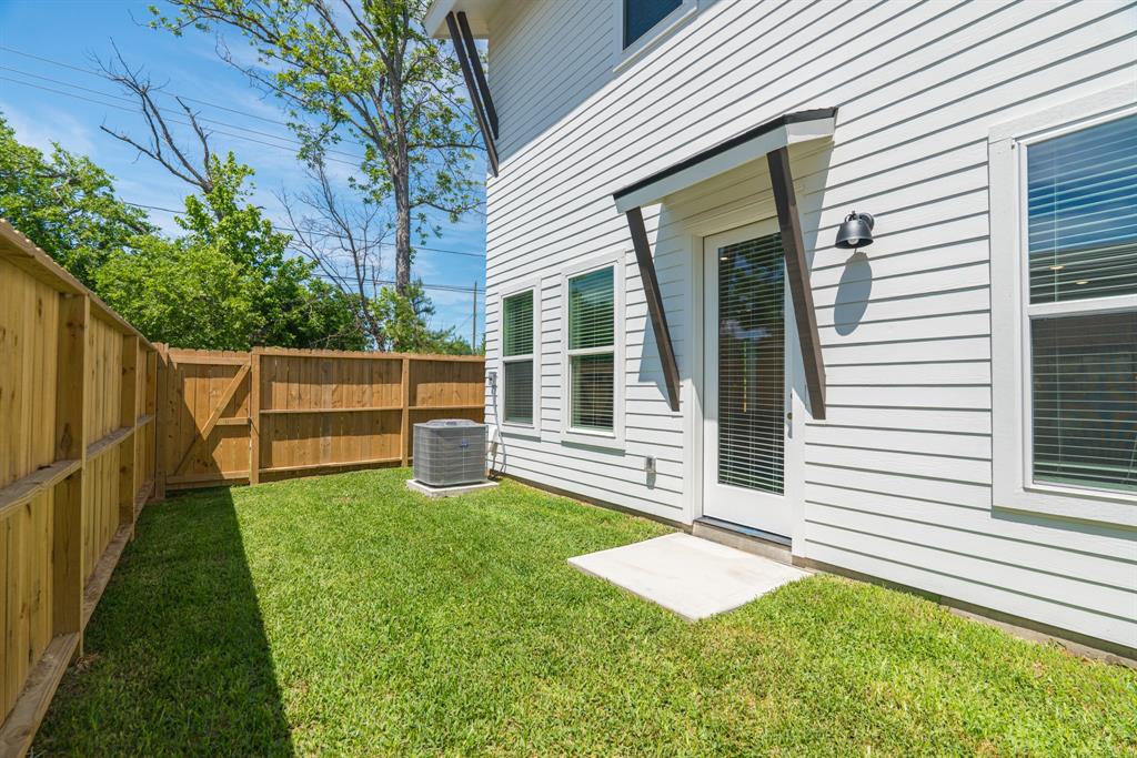 7608 Victory Reserve Streets, Houston, Texas image 45