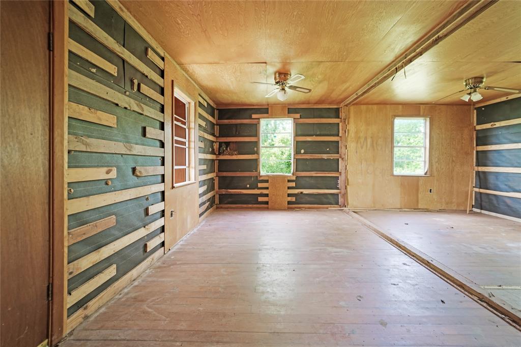 691 County Road 1333, Liberty, Texas image 19