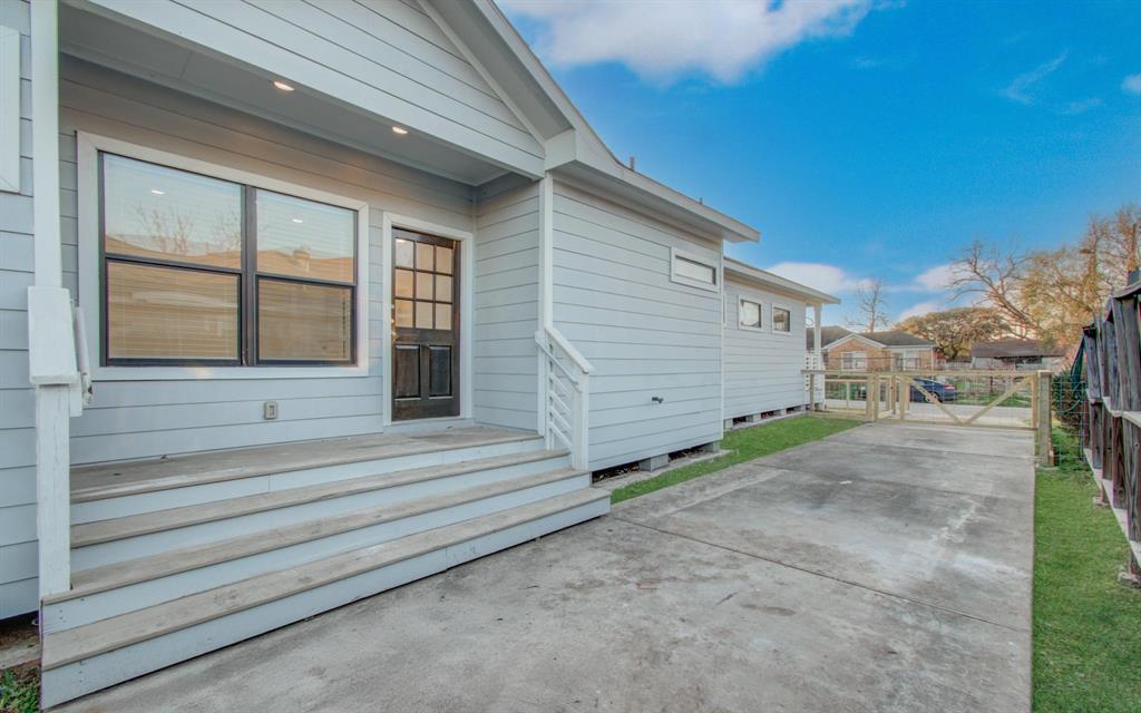 1853 Lombardy Street, Houston, Texas image 30