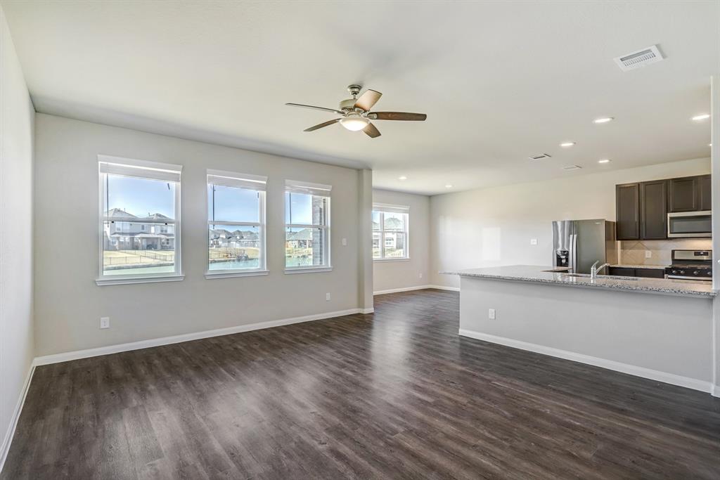 3815 W Alessano Lane, Katy, Texas image 3