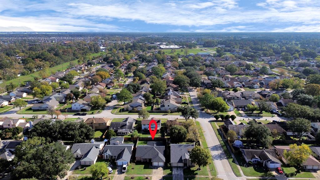 8906 Enchanted Forest Drive, Houston, Texas image 6