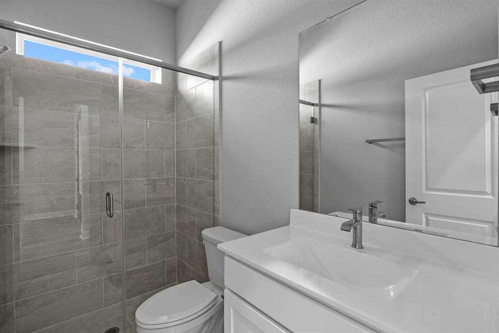 5827 Pink Coral Lane, Manvel, Texas image 16