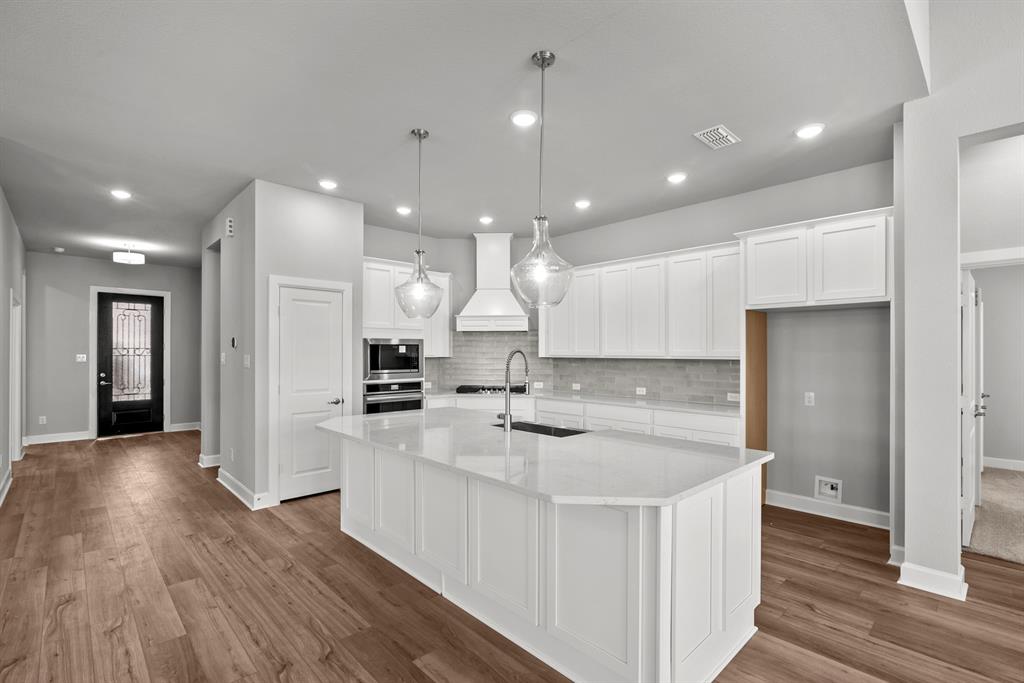 5827 Pink Coral Lane, Manvel, Texas image 23