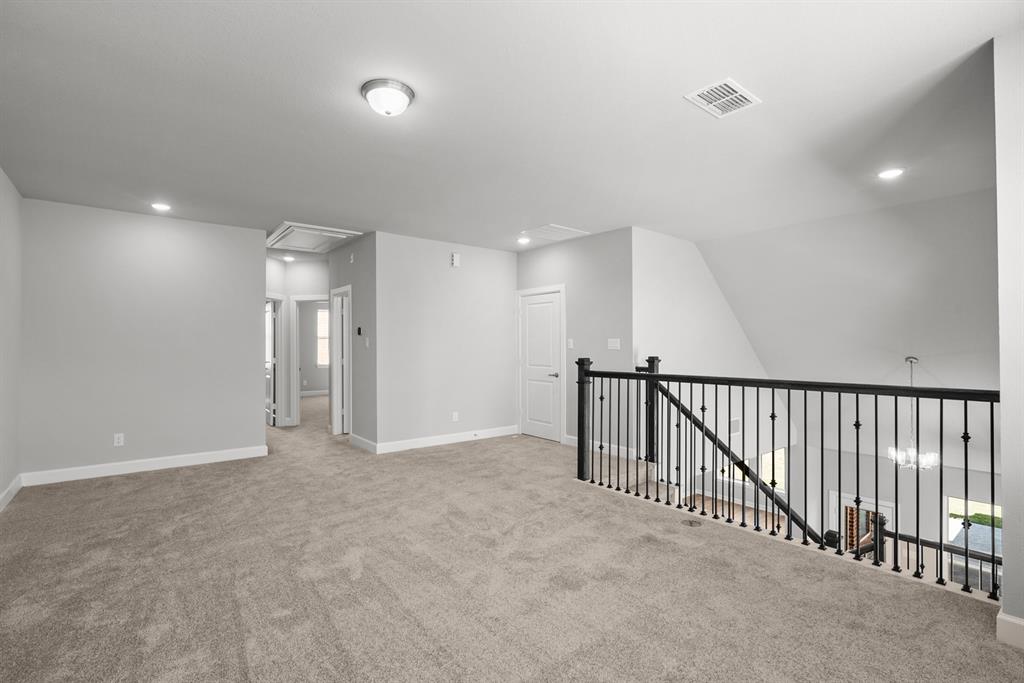 5827 Pink Coral Lane, Manvel, Texas image 37