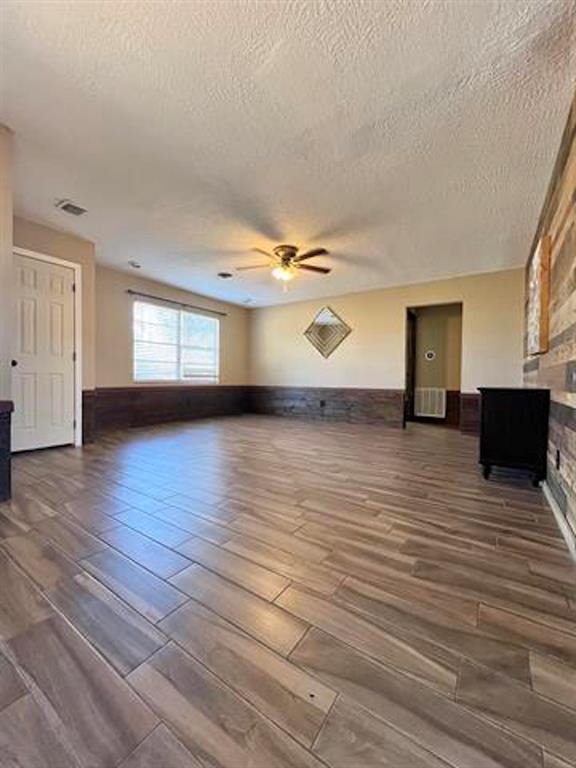 1005 Lamar Street, Vidor, Texas image 3