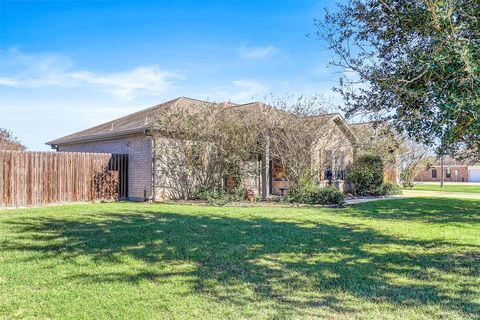 A home in Sealy