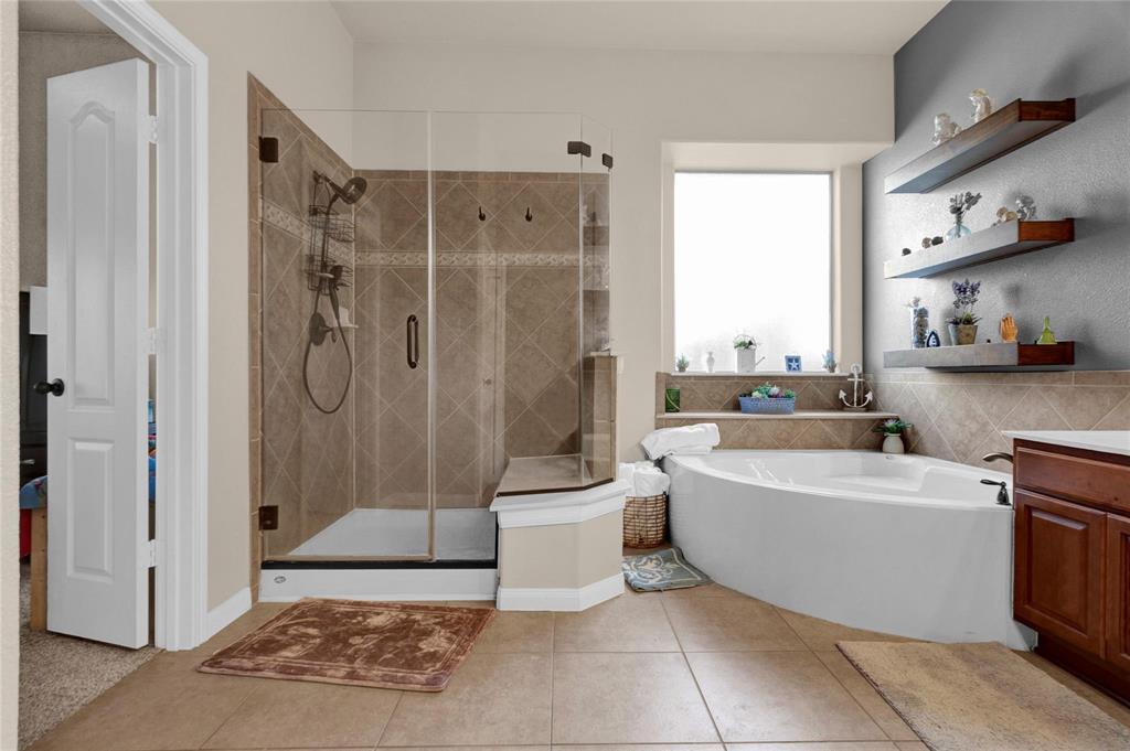 22734 Newcourt Place Street, Tomball, Texas image 15