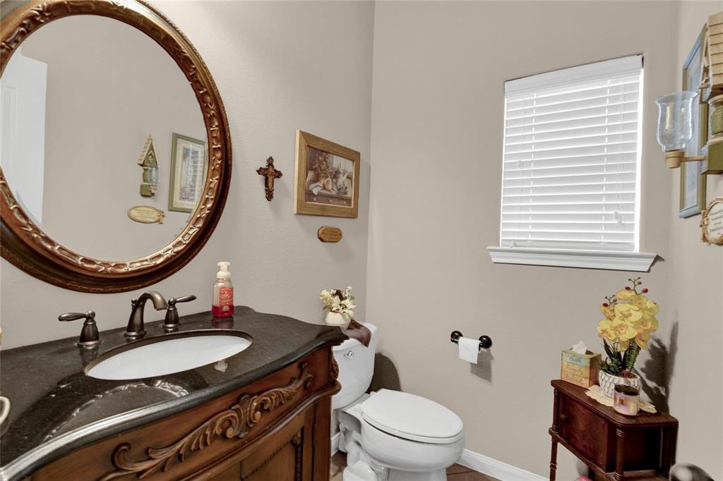 22734 Newcourt Place Street, Tomball, Texas image 5