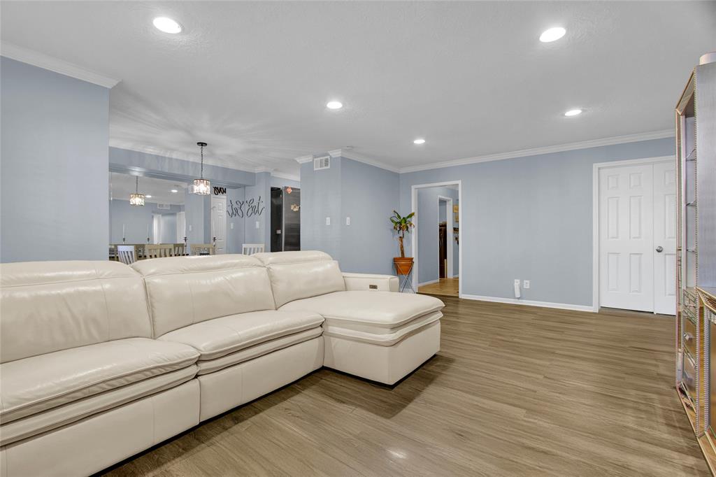 351 N Post Oak Lane #610, Houston, Texas image 4