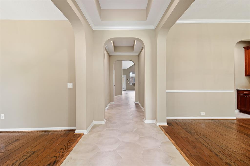 202 Iris Park Court, Houston, Texas image 3