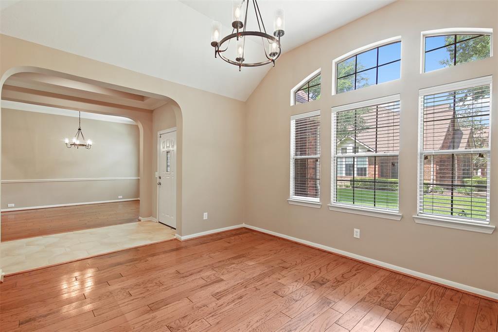 202 Iris Park Court, Houston, Texas image 5