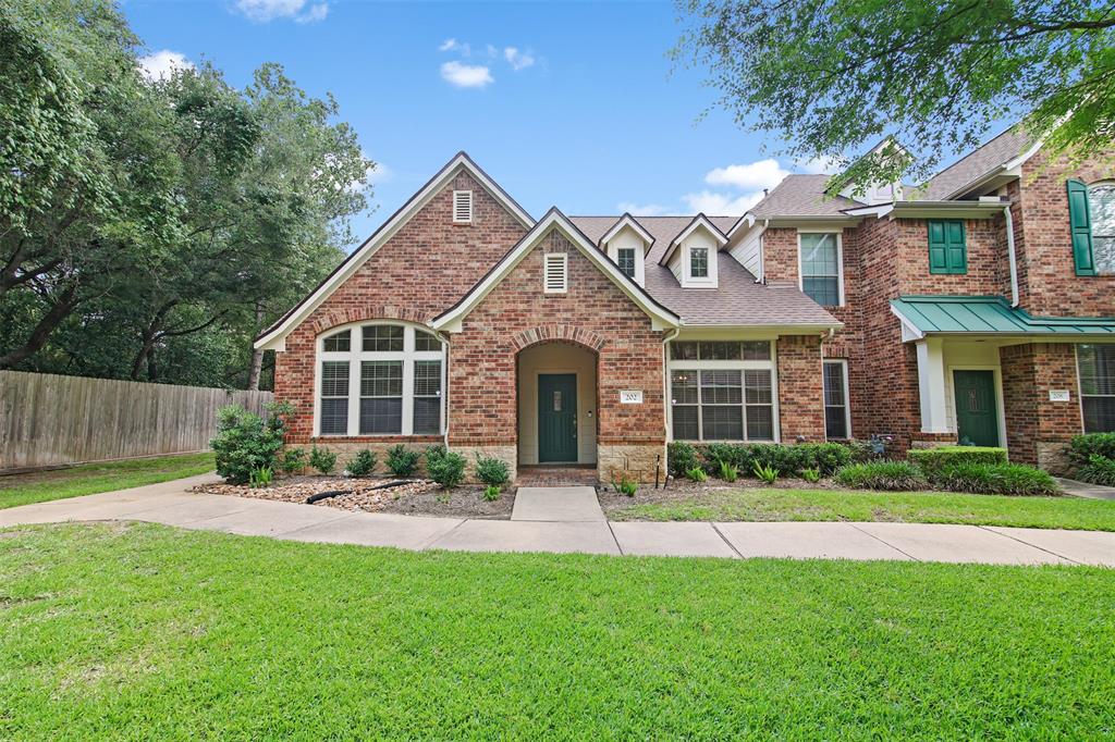 202 Iris Park Court, Houston, Texas image 1