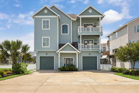 411 Sunset Circle Tiki Island TX 77554