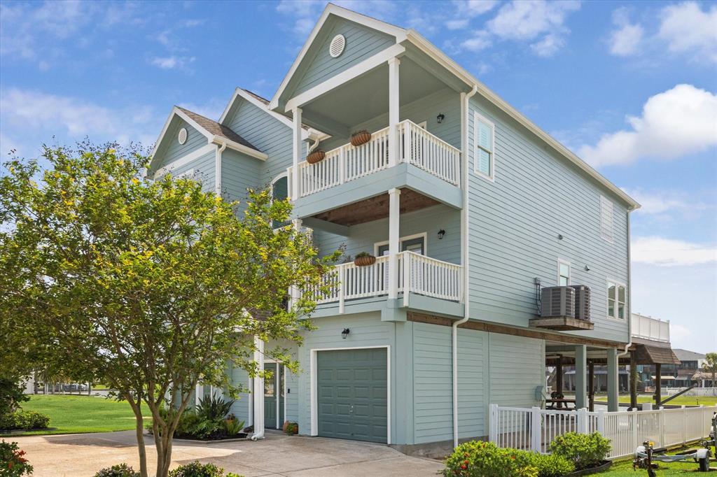 411 Sunset Circle