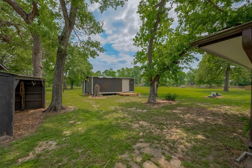 8 Riverwood Lane, Hempstead, Texas image 31