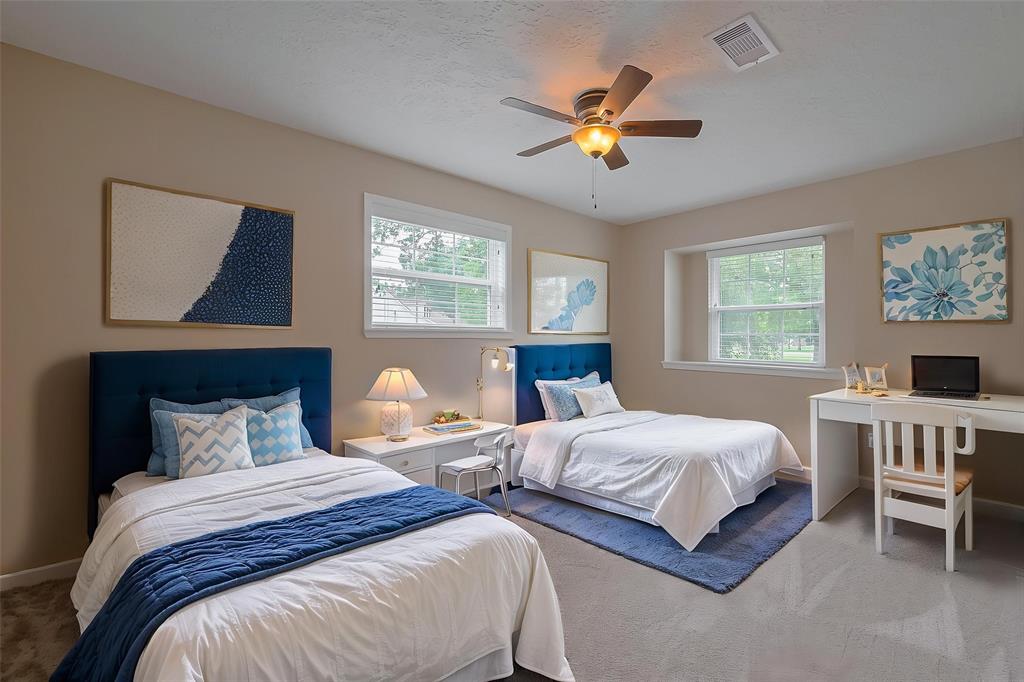 8 Riverwood Lane, Hempstead, Texas image 25
