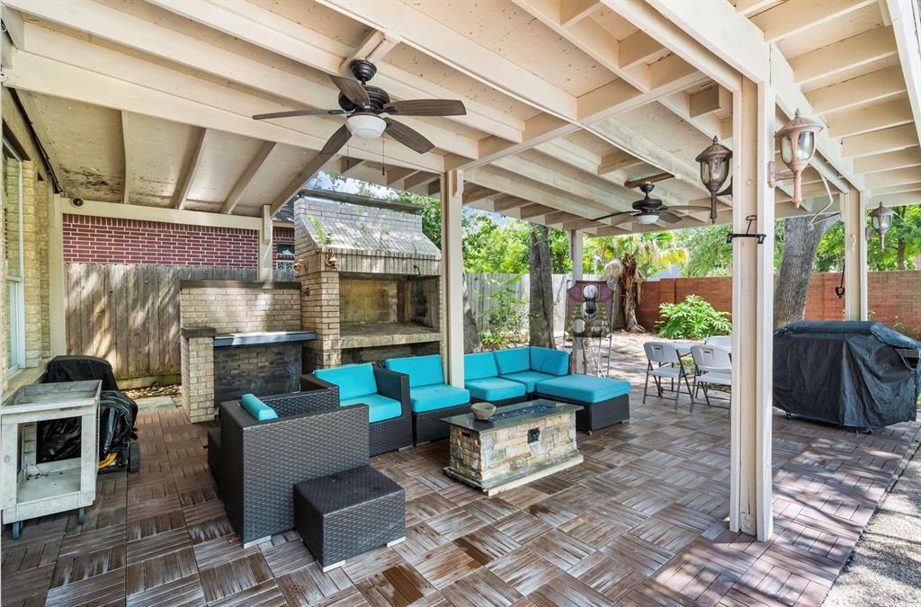 7610 Guinevere Drive, Sugar Land, Texas image 32