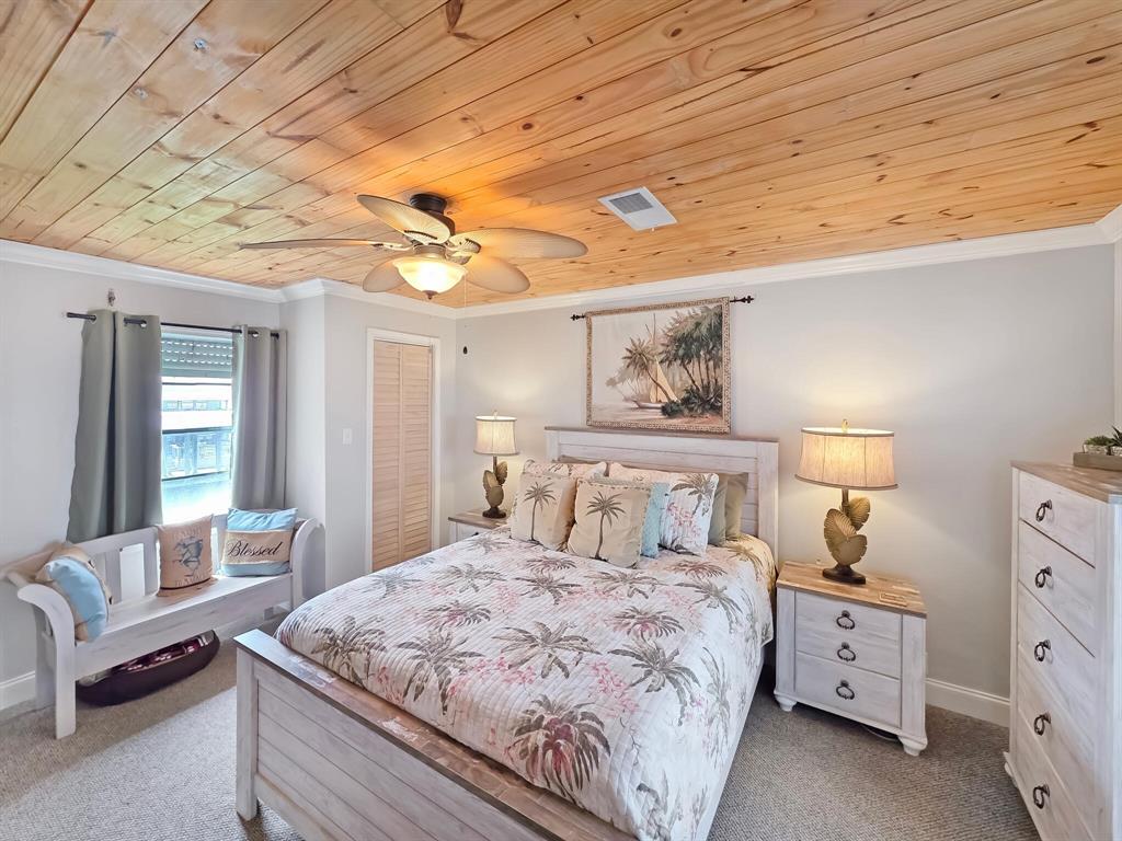 1221 Bay Street, Crystal Beach, Texas image 25