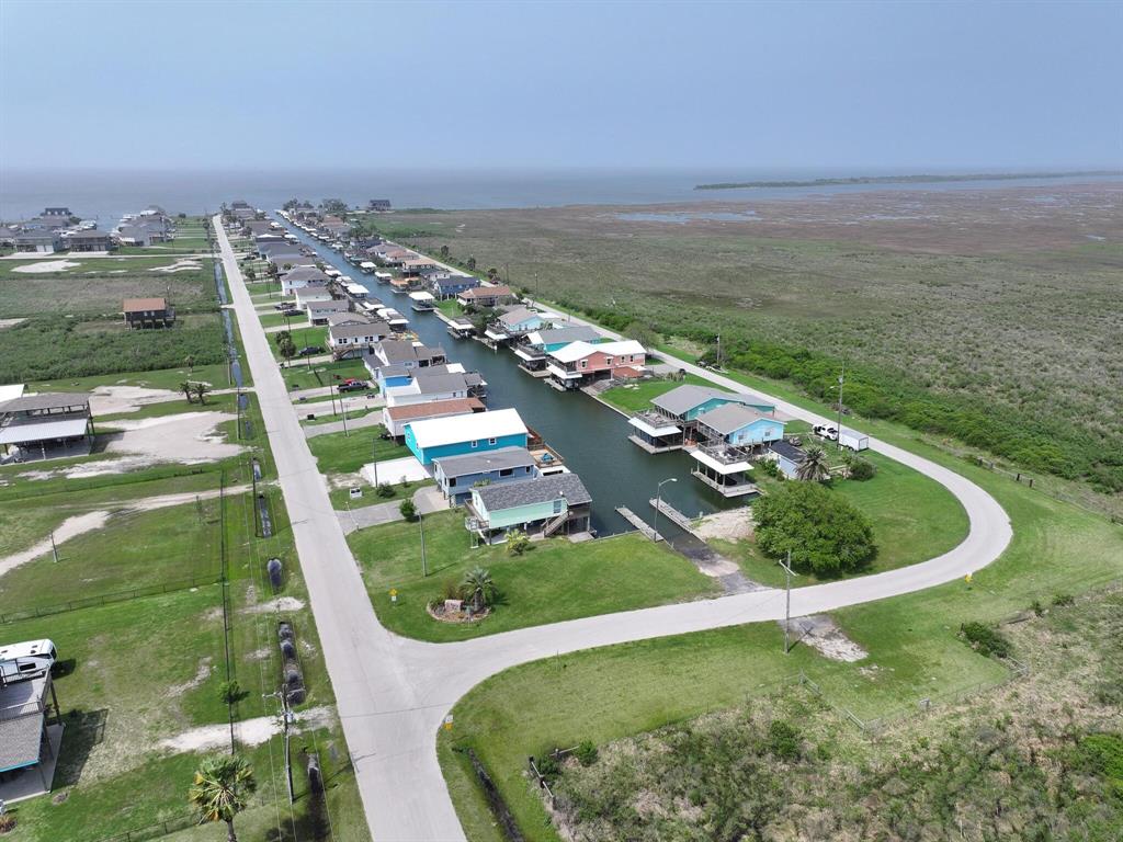 1221 Bay Street, Crystal Beach, Texas image 50