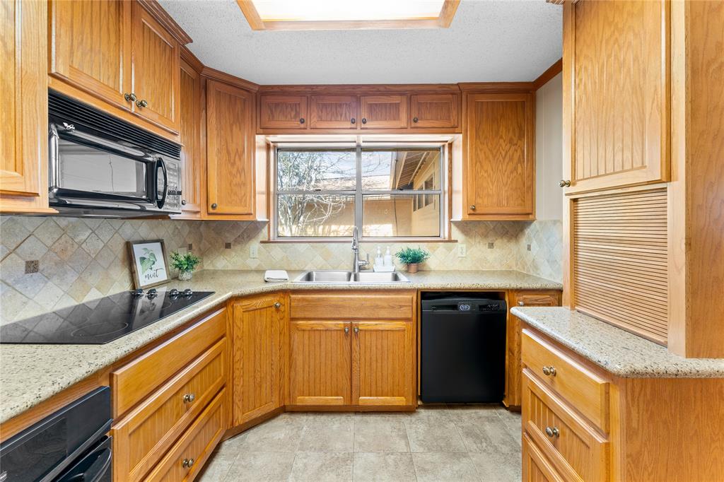 788 Fm 247 Road, Huntsville, Texas image 13
