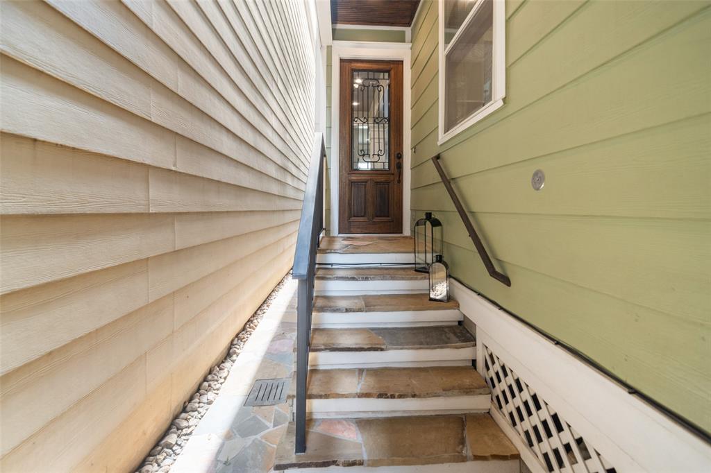 1332 W 25th Street A