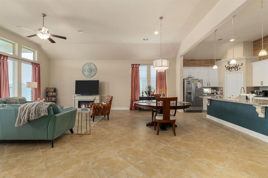 20859 Tallow View Lane, Cypress, Texas image 14
