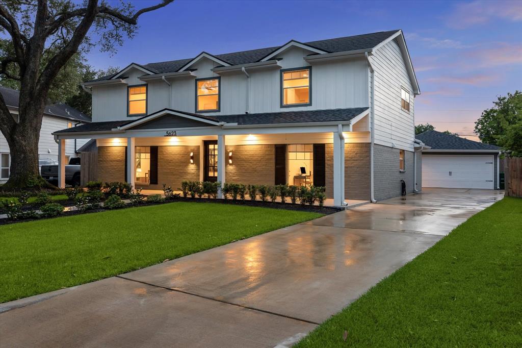 5623 Oak Trail Lane, Houston, Texas image 2
