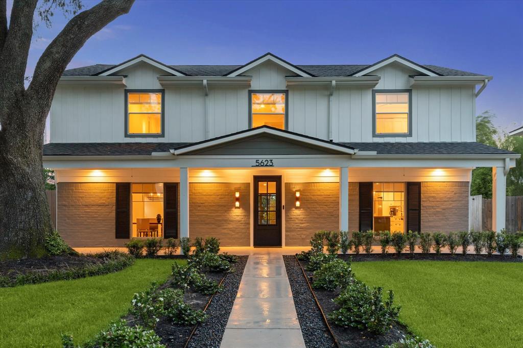5623 Oak Trail Lane, Houston, Texas image 1