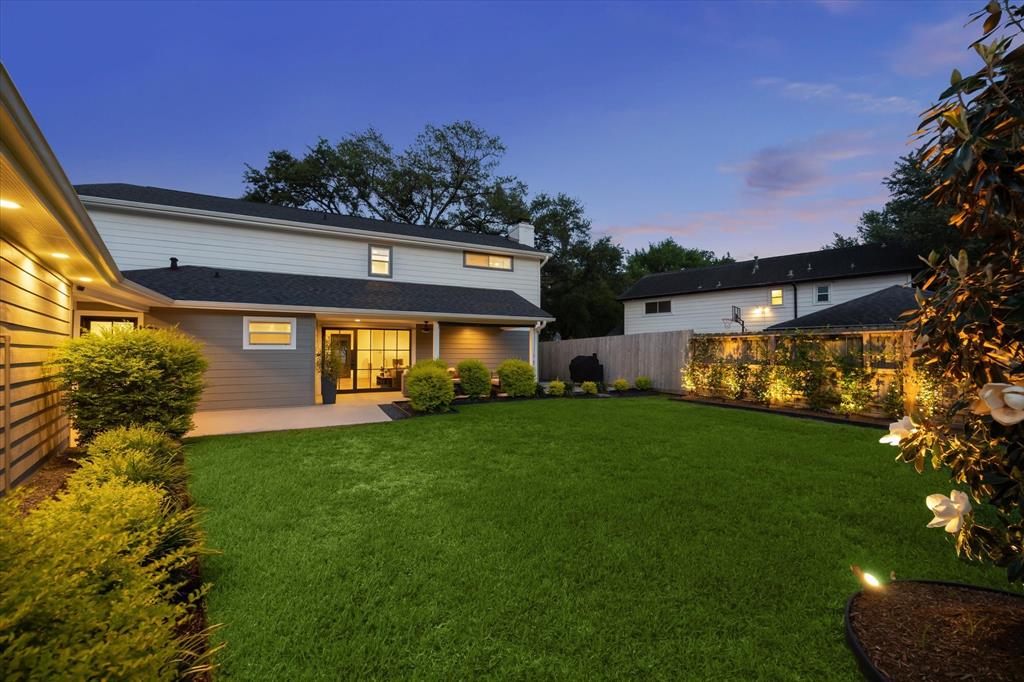 5623 Oak Trail Lane, Houston, Texas image 48