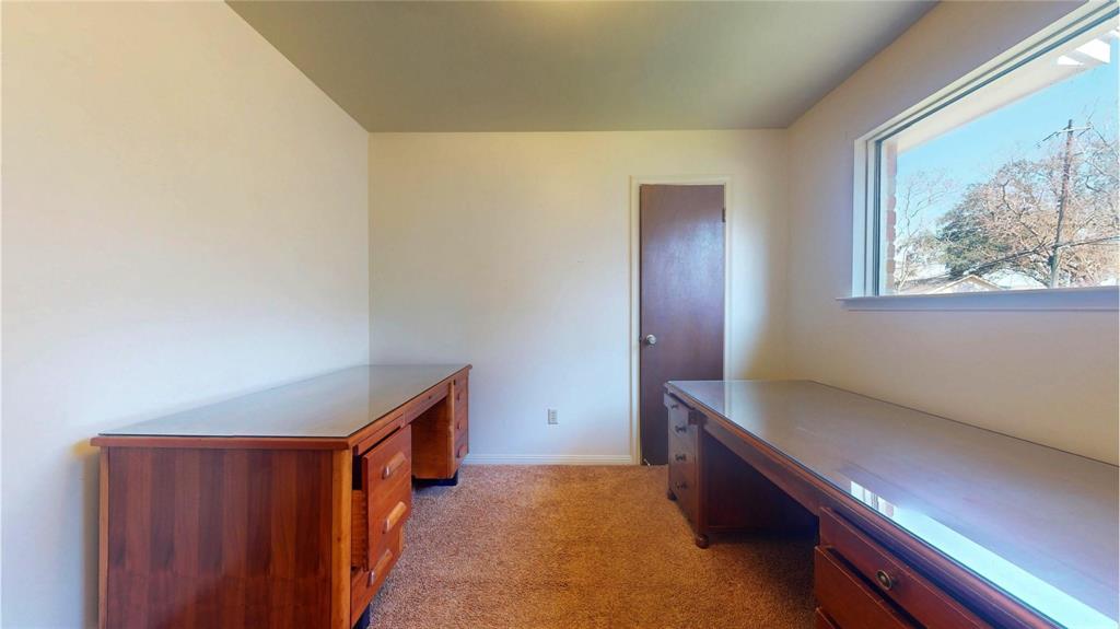10447 Quiet Hill Road, La Porte, Texas image 31
