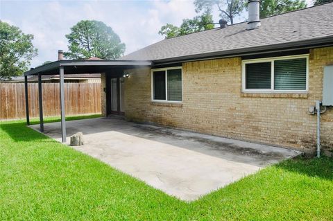 A home in League City