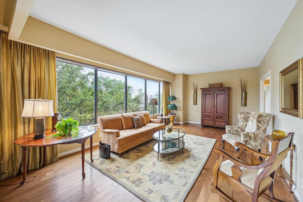 101 Westcott Street #305, Houston, Texas image 1