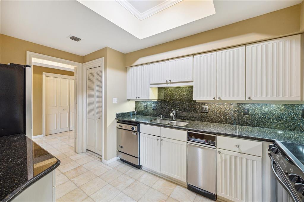 101 Westcott Street #305, Houston, Texas image 5