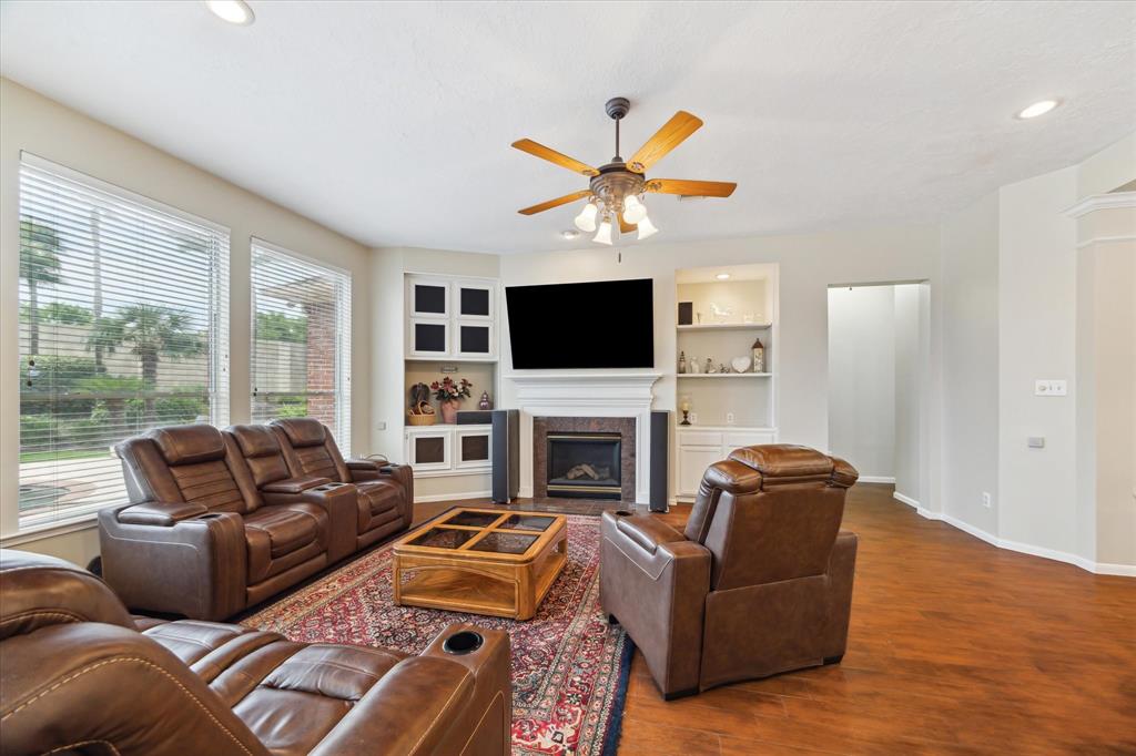9638 Roarks Passage, Missouri City, Texas image 6
