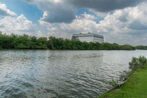 A home in Nassau Bay