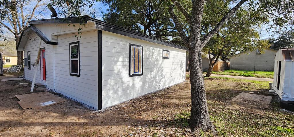 716 Alamo Street, Rosenberg, Texas image 2