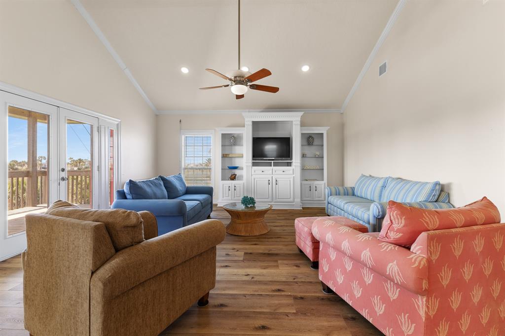 22329 Vista Del Mar
