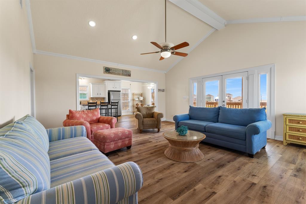22329 Vista Del Mar