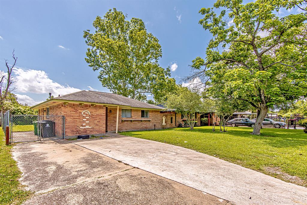 11058 Vailview Drive, Houston, Texas image 5