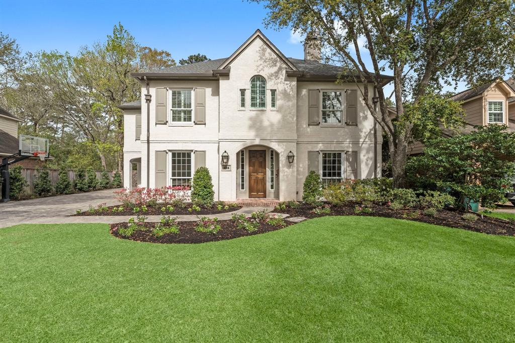 184 W Shadowpoint Circle, The Woodlands, Texas image 1