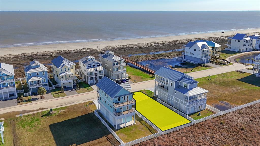 16 Grand Beach Boulevard