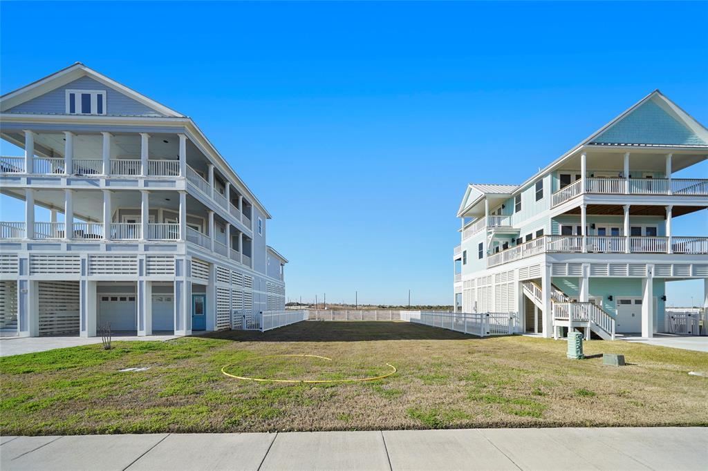 16 Grand Beach Boulevard