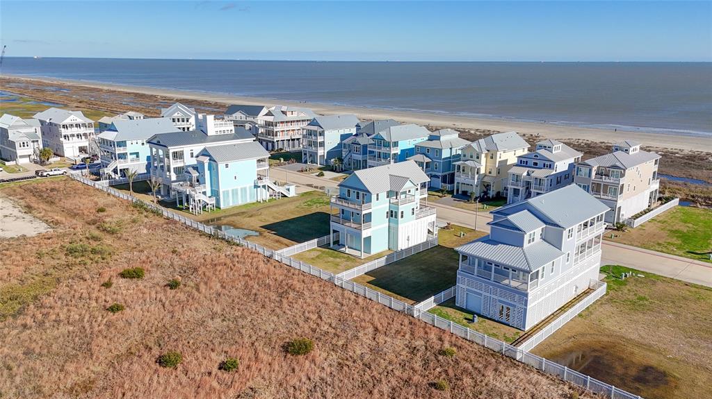 16 Grand Beach Boulevard