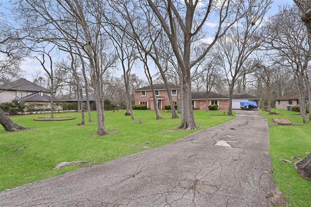 903 Layfair Place